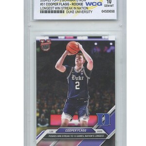 NUEVO - Tarjeta de novato Topps COOPER FLAGG 2024 n.° 51 La racha de victorias más larga de la nación Gem-Mint 10