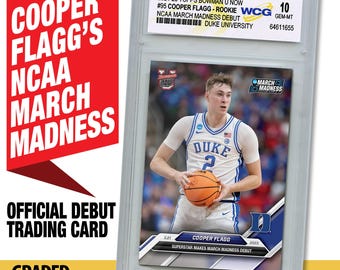 Cartão de calouro Topps COOPER FLAGG 2024-25 nº 95 Duke NCAA Madness Debut Gem-Mint 10