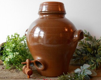 French Terracotta Oil Jar. Large Clay Oil Jar with Two Handles and Tap/Cork Opening. Rustic Farmhouse Décor. Handmade Pottery Oil Urn & Lid.