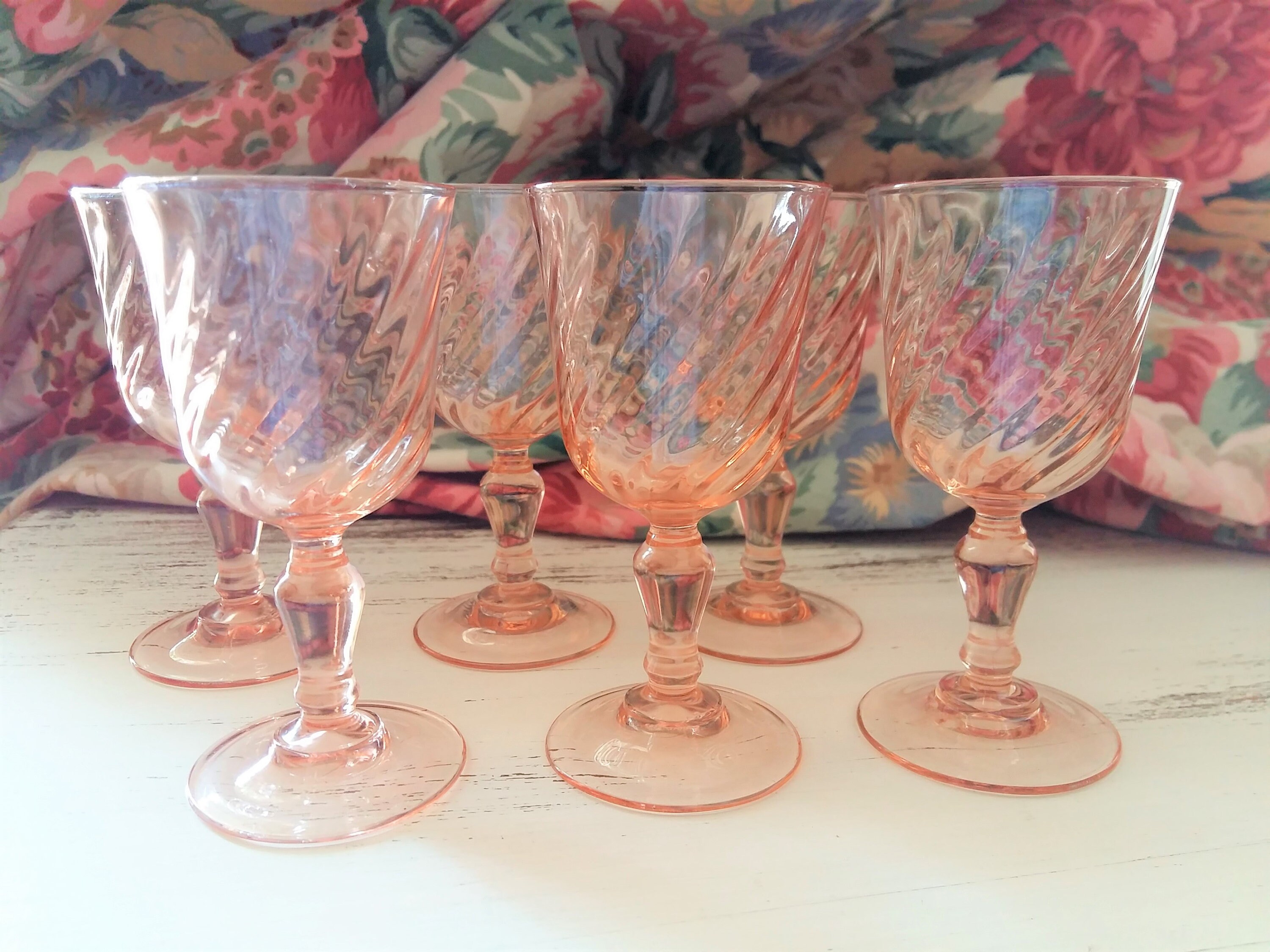 Six Verres de Sherry à Tige Tourbillonnante Rose. Petites Lunettes Shot. Français, Luminarc, Rosalin