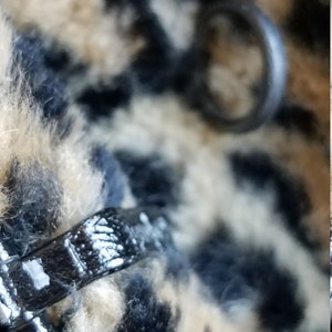 Leopard Print Women's Faux Fur Winter Coat Size M-L. Vintage Olympia Limited Inc. Made in the USA. image 8