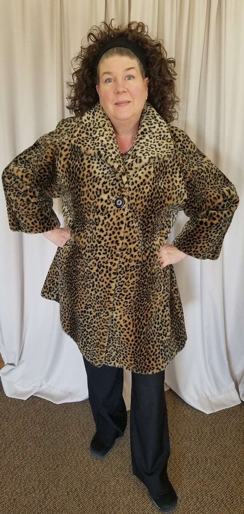 Leopard Print Women's Faux Fur Winter Coat Size M-L. Vintage Olympia Limited Inc. Made in the USA. image 2
