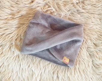PETiRO Silver Gray Teddy Fleece Infinity Snood for Dog | Cat. Pet Winter Cozy Neck Warmer scarf.  Twisted Cowl Hunde Loop. Hunde | Chien