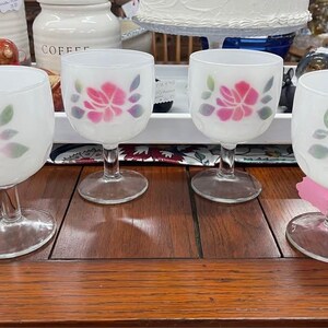 Set of (4) Vintage Bartlett Collins Floral Thumbprint Goblets