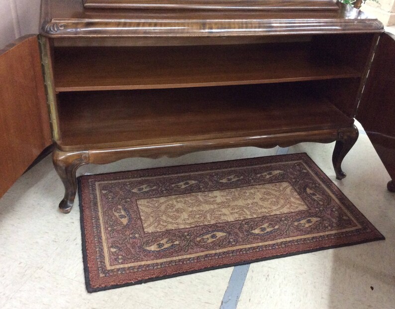 1940/'s French Walnut Vitrine DisplayDry Bar Cabinet