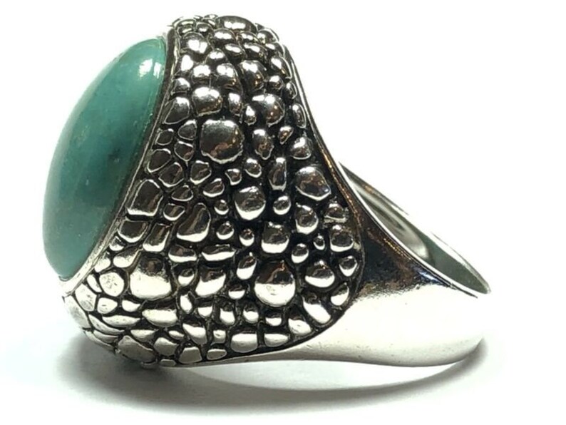 Large Beautiful Ladies Sterling Silver Turquoise Nugget Design Ring Size 6.75
