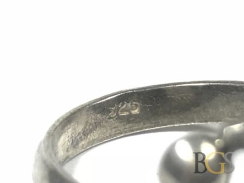 Take A Look! Size 10 Wow! Vintage Ladies SOLID Sterling Silver Ring