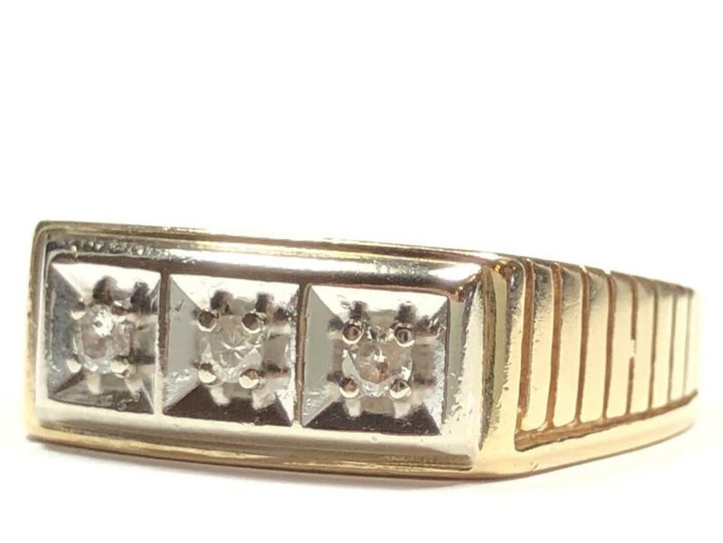 Men\u2019s 10K Yellow Gold Diamond Ring .05TCW Size 12