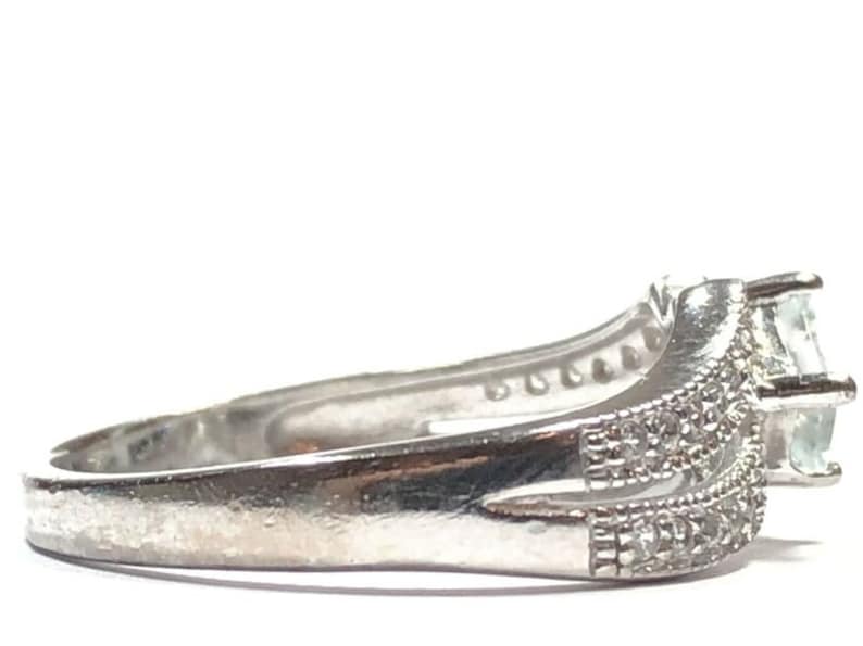Signed A Size 7.5 Beautiful Ladies Sterling Silver Aquamarine /& CZ Ring