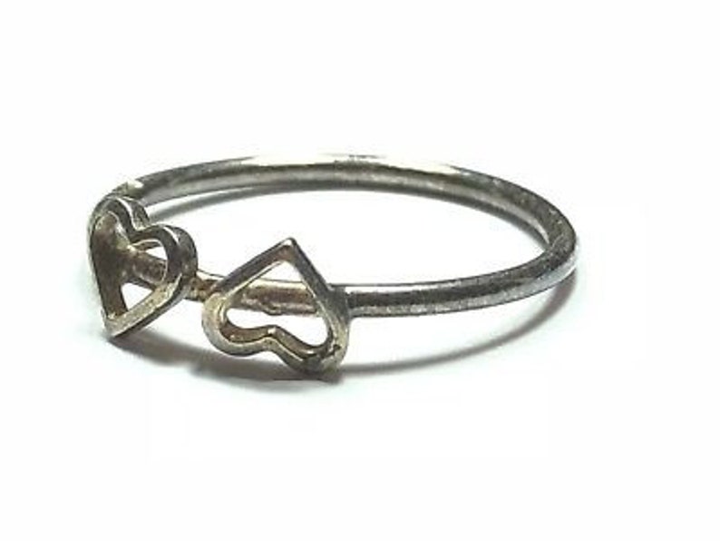 Size 6 Mint! Unique Heart Design Lovely Ladies Sterling Silver Ring