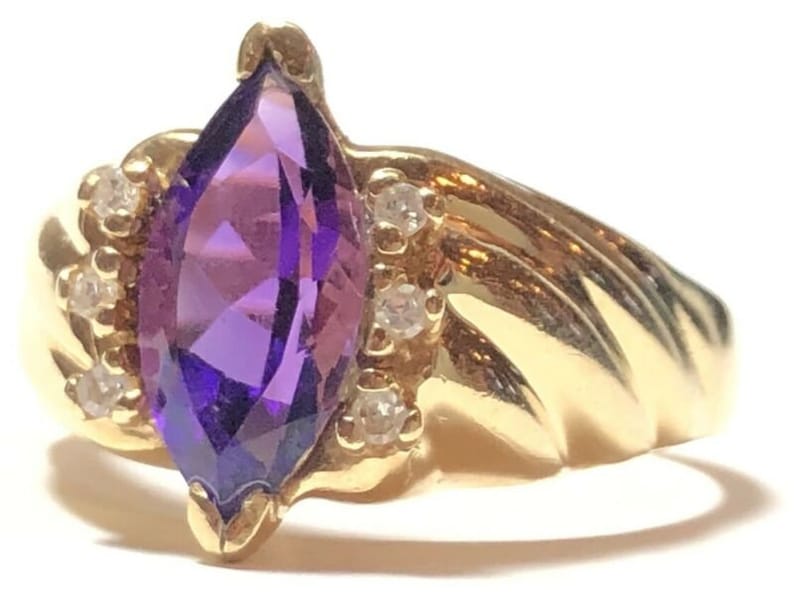 Size 9 Stunning Ladies 14K Yellow Gold Purple Amethyst /& Diamond