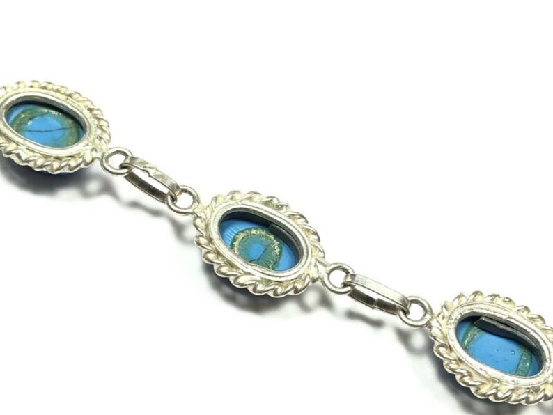 Beautiful Ladies Sterilng Silver Synthetic Turquoise Chain Bracelet