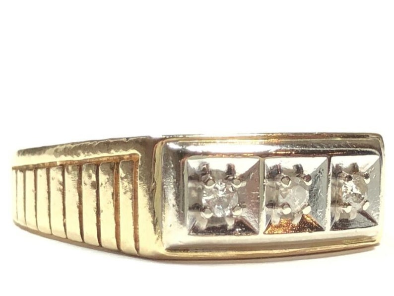 Men\u2019s 10K Yellow Gold Diamond Ring .05TCW Size 12