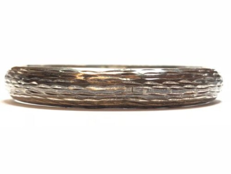 Signed FAS A Must See! Beautiful Ladies Sterling Silver Bangle Bracelet