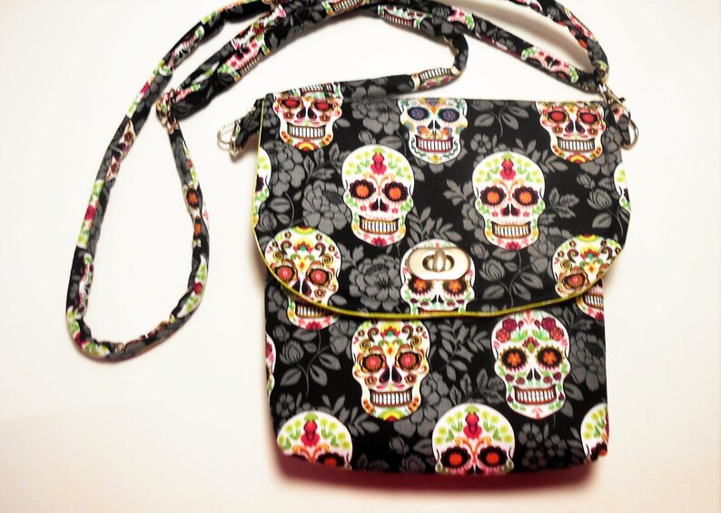 skull crossbody bag