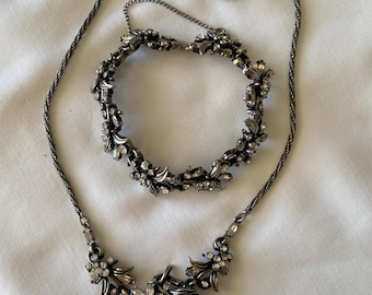 Hollycraft 1953 Rhinestone Flowers Set with Necklace, Bracelet & Earrings
