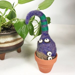 Gevilte Monster - Paars Monster, Schattig Bureauornament, Cadeau, Gevilte Decor, Wol Roving, Handgemaakt, Ambachtelijk Decor, Woolbuddy, Ambacht, Monster Plant