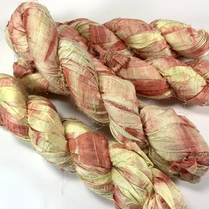 Fita de seda sari reciclada de linho enferrujado, 5 ou 10 jardas, fita de tecelagem, feltro giratório, boho, envio rápido
