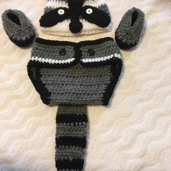 Crocheted Raccoon set: hat, adjustable bottoms with tail and booties