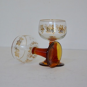 2 Roemer Crystal D&#39;Arques Amber Beehive Hoch - Water - Wine Glasses Made In France Circa 1960