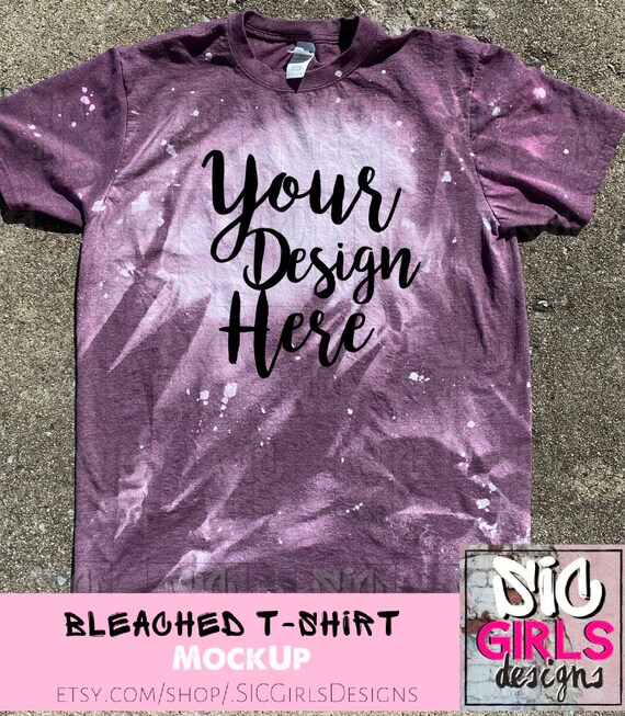 Bleached T-shirt Mock up Gildan 