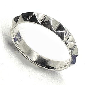 STUD RING THIN SILVER STUD RING THIN SILVER