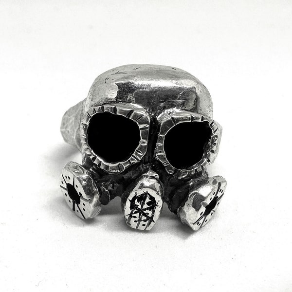 Sterling Silver Hand Carved Gas Mask Ring Respirator Chunky Gothic Alt Poison Defence Chemical Biological Warfare Destruction Toxic Lungs CF