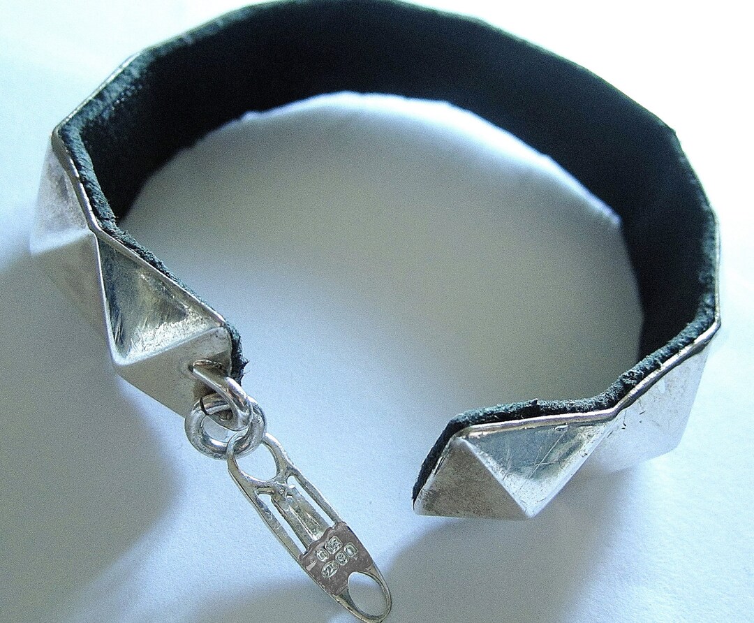 chigo Punk Pin Bracelet - メルカリ