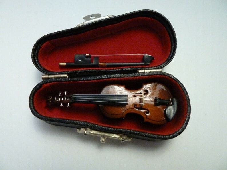 Miniature Violin 1/12th Scale Dolls House Musical Instrument image 1