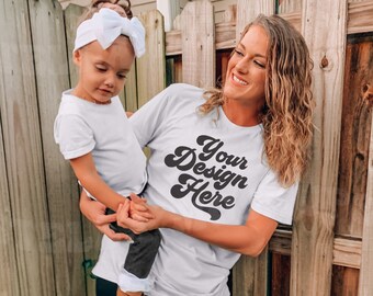 Mama T-Shirt Mockup Model | Weißes Mutter Tochter Shirt | 3001 Bella Canvas Weiß Tshirt Mock up | Damen Mama T-Shirt Mockup | Familie Mock up