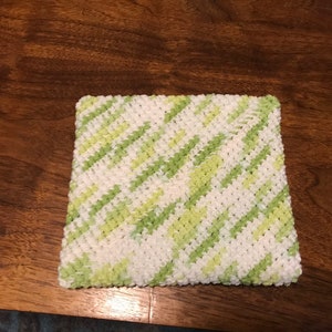 Crocheted double thick pot holder