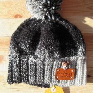 Cream / black knit hat with pom / womens / dog button