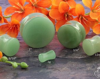 DF Green Aventurine plugs 2g, 0g (8mm), 00g (9.5mm), 7/16" (11mm), 12mm, 9/16" (14mm), 5/8" (16mm), 3/4" (19mm), 7/8" (22mm), 1" (25mm)