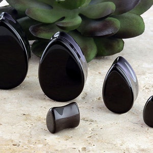 Black Agate Teardrop plugs 0g, 00g, 7/16&quot;, 12mm, 9/16&quot;, 5/8&quot;, 11/16&quot;, 3/4&quot;, 13/16&quot;, 7/8&quot;, 15/16&quot;, 1&quot; (Sold as pairs)