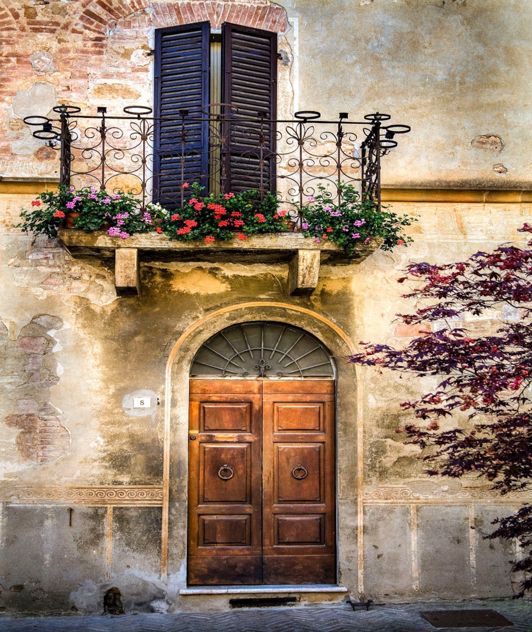 Tuscany Doors, Wooden Door, Pienza Doors and Balcony, Italy Travel ...
