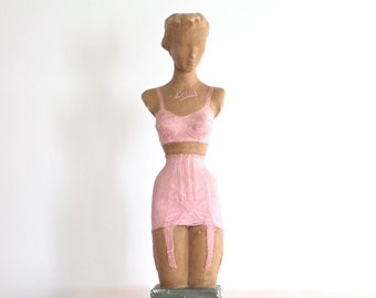 Vintage Novita Liane Corsetry Mannequin Shop Display For Christian Dior, 1930s French Mannequin, Bra Corset Display, Pink Corset, 1930s Ad