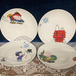 Vintage Peanuts Plates - Etsy