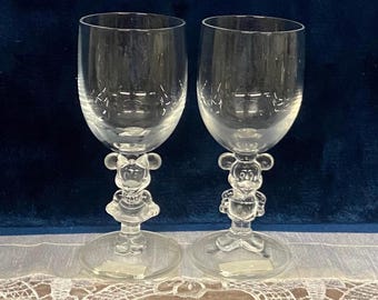 WALT DISNEY CO Mickey And Minnie Onishi Wine Glasses Made in Japan