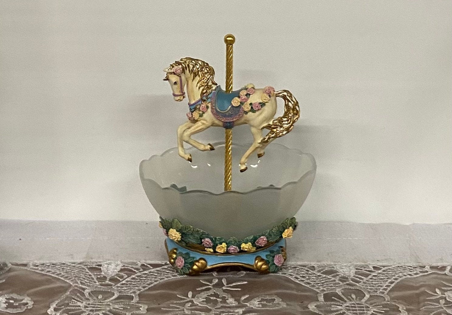 The CAROUSEL ROSE GLASS Bowl & Figurine Limited Edition the