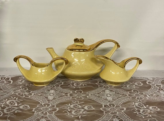 HOMER LAUGHLIN PEARL China Yellow & Gold Teapot, Sugar Bowl and