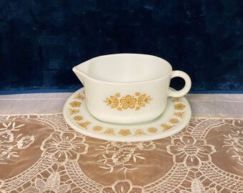 Pyrex by Corning Butterfly Gold Gravy Boat & Drip Dish Set