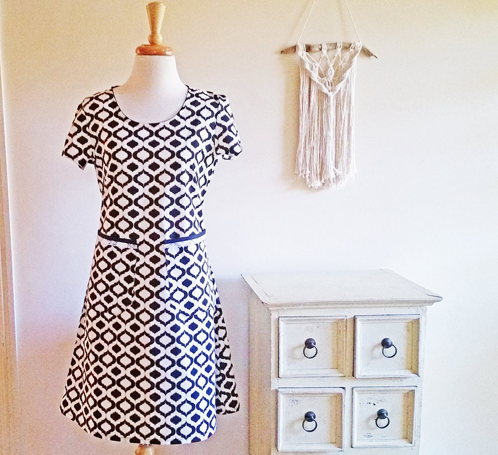 Kitchen Dress. Black White. Mod House Dress. Tunic Vintage Etsy Australia