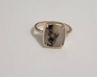 Dendritic Agate gold ring, fun and exceptional ring with Agate.  Agate with tree like inclusions. Dendritic Agate ring
