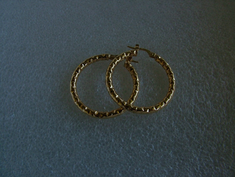 Gold hoop earrings in 9 carat gold | Etsy