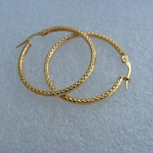 Hoop-gold hoop-solid gold hoop-Sale-gold hoop earrings in 9 carat gold-small textures hoops in 9k yellow gold