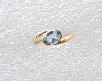 Aquamarine ring- oval aquamarine ring- gold and aquamarine ring-unique Aquamarine ring-Aquamarine