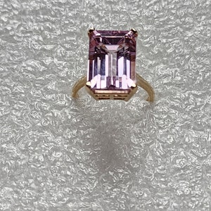 Kunzite ring-on sale Kunzite ring-Unique Kunzite ring-Kunzite and yellow gold ring-Kunzite and 10k gold ring-Kunzite and solid gold ring