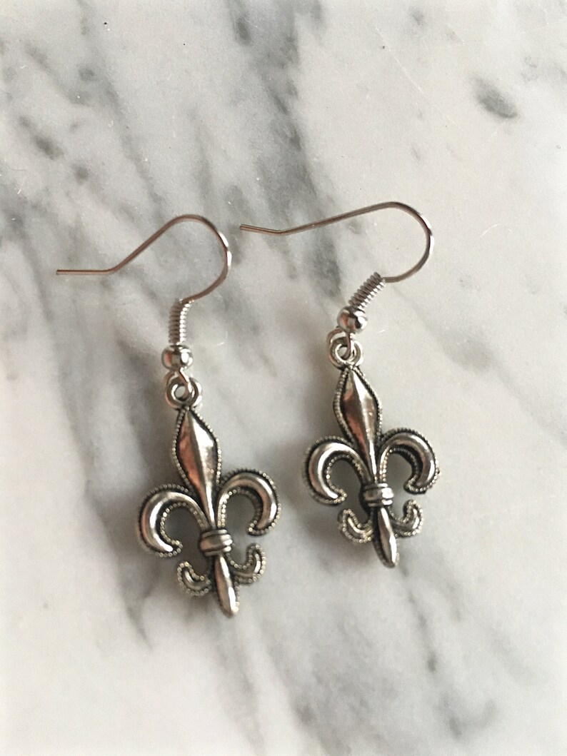 Silver Detailed Fleur De Lis Earrings Louisiana Theme image 1
