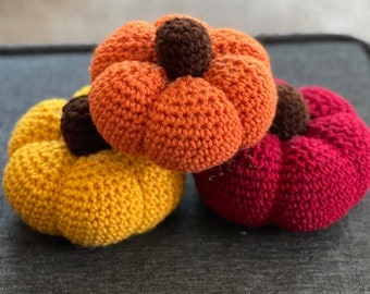 Crochet pumkin home decorations, fall decorations, set of 3