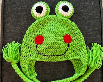 Frog crochet hat, frog hat, frog costume, frog Halloween costume, winter beanie, kids hat, funny beanie